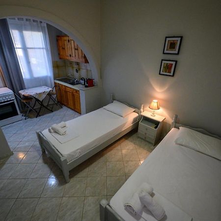 George Apartments Stoúpa מראה חיצוני תמונה