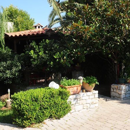 George Apartments Stoúpa מראה חיצוני תמונה