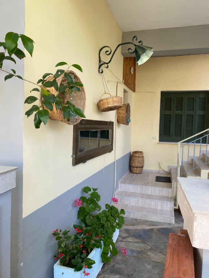 George Apartments Stoúpa מראה חיצוני תמונה