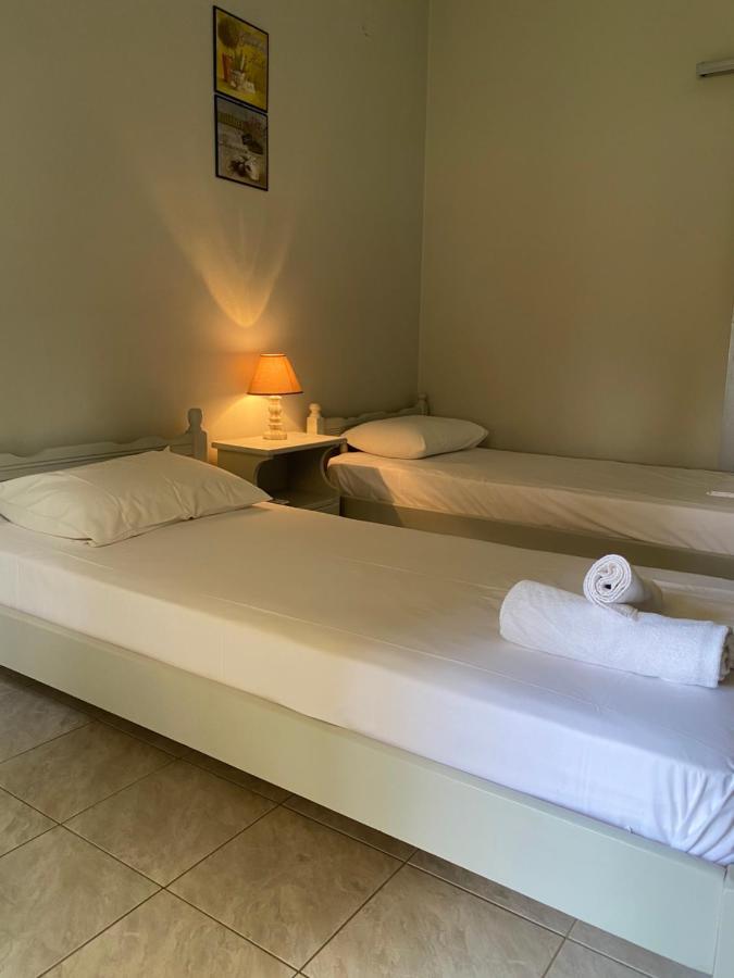 George Apartments Stoúpa מראה חיצוני תמונה