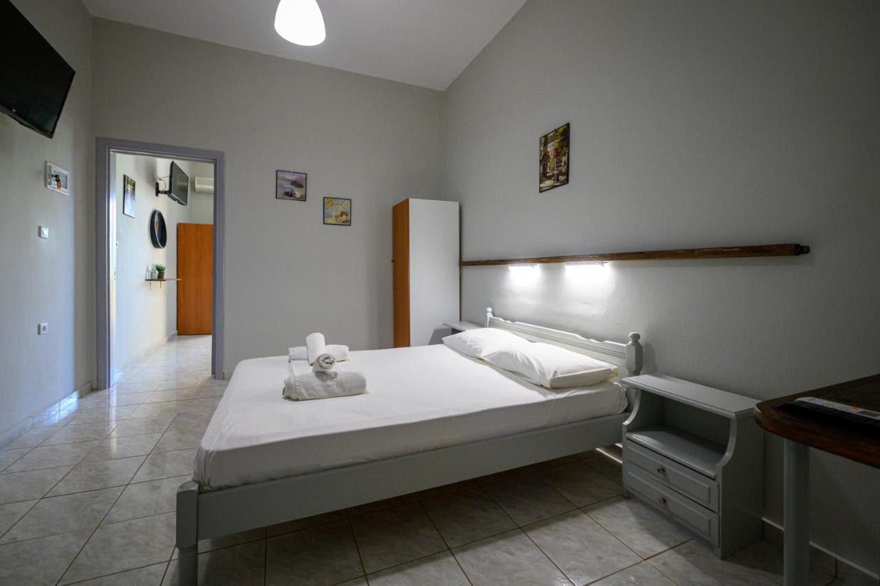 George Apartments Stoúpa מראה חיצוני תמונה