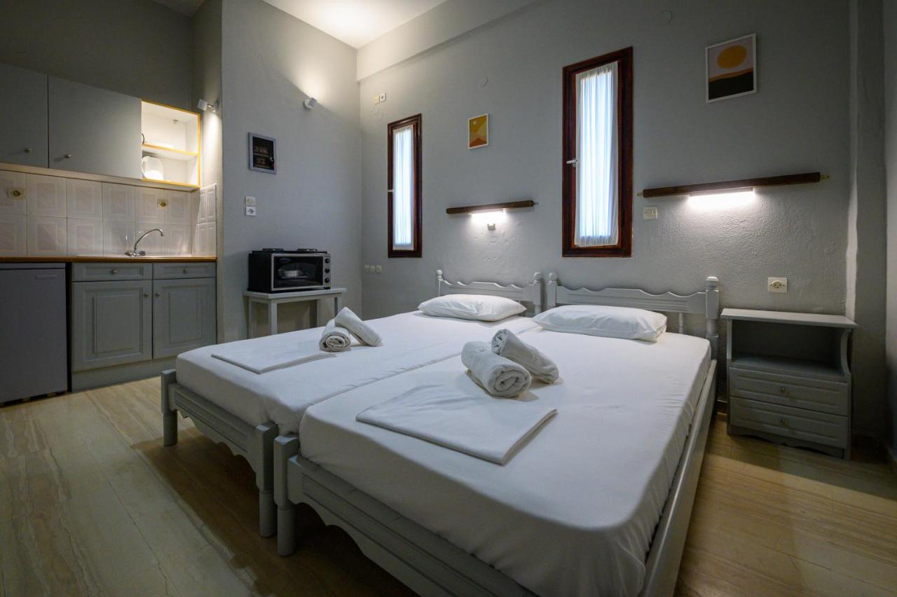 George Apartments Stoúpa מראה חיצוני תמונה