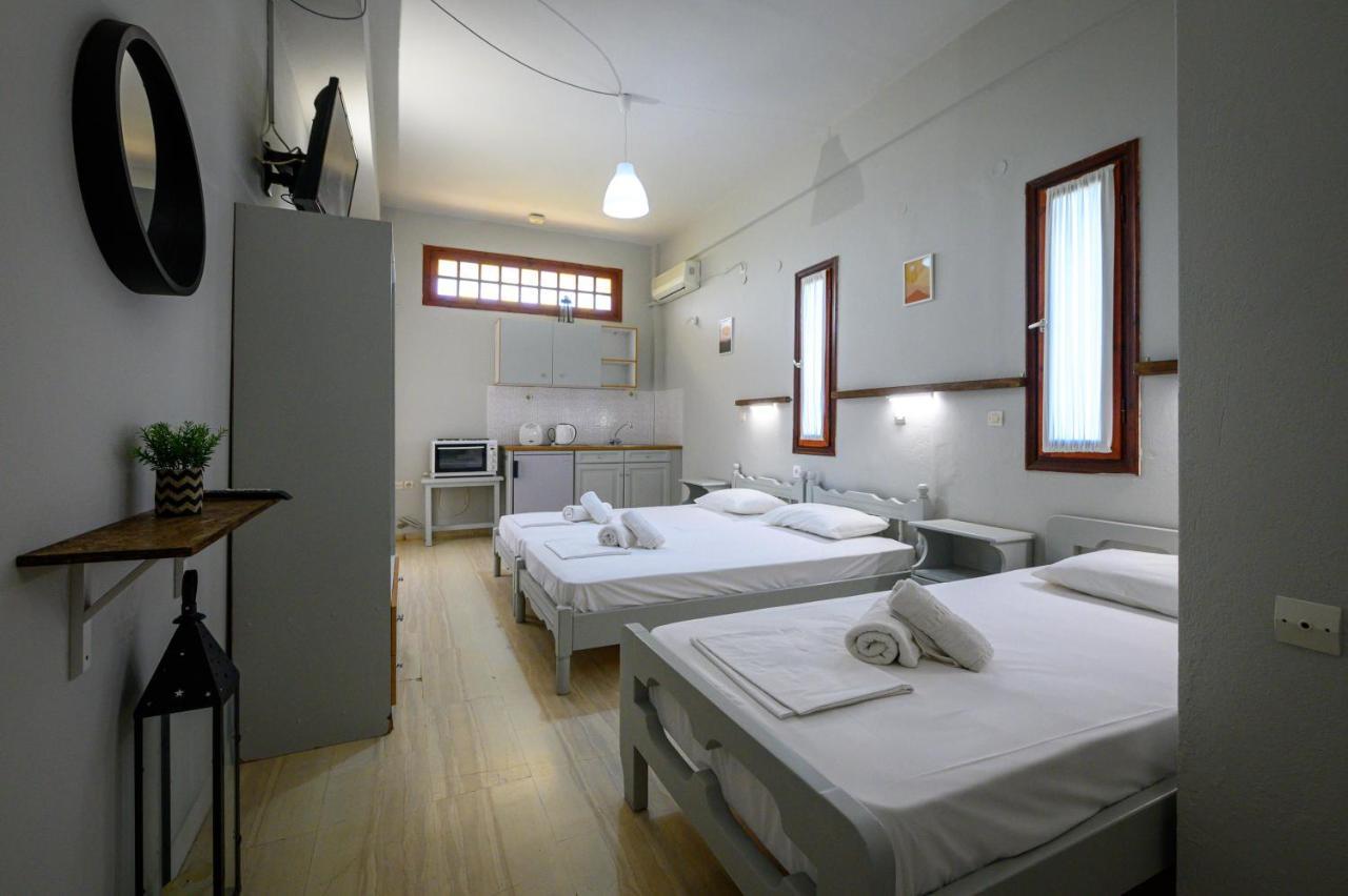 George Apartments Stoúpa מראה חיצוני תמונה