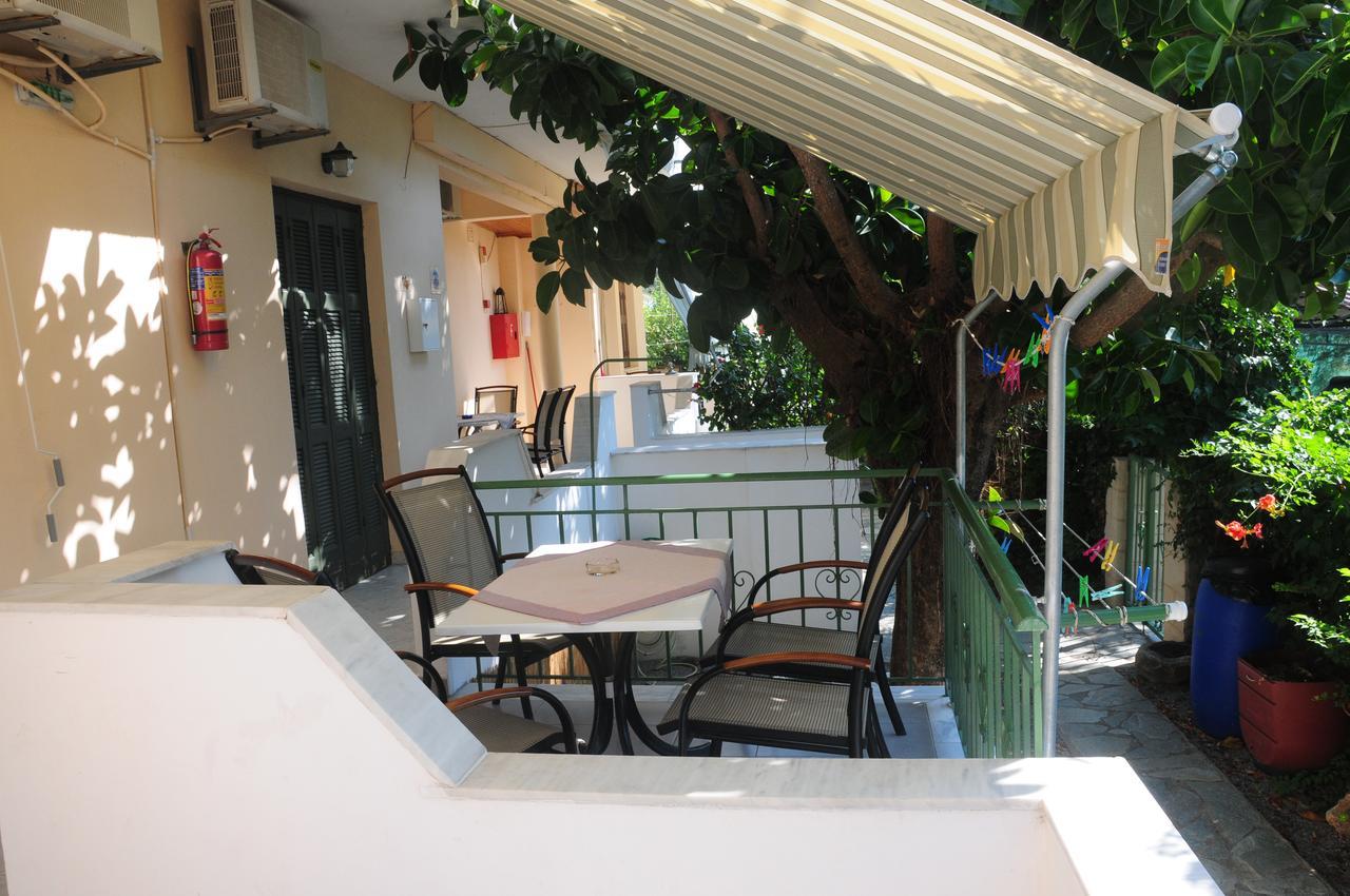 George Apartments Stoúpa מראה חיצוני תמונה