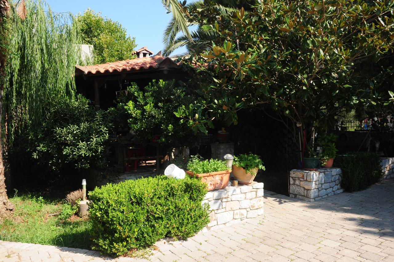 George Apartments Stoúpa מראה חיצוני תמונה